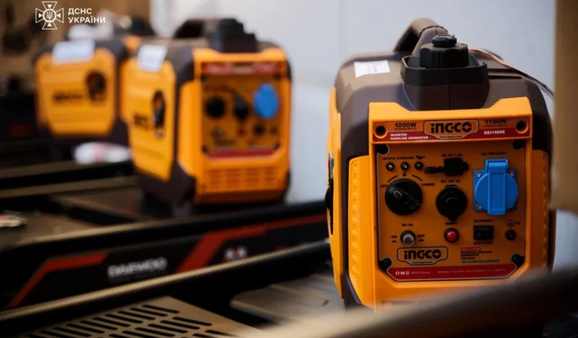 Азербайджан передав гуманітарну допомогу для ДСНС України: генератори та обладнання – що це означає?