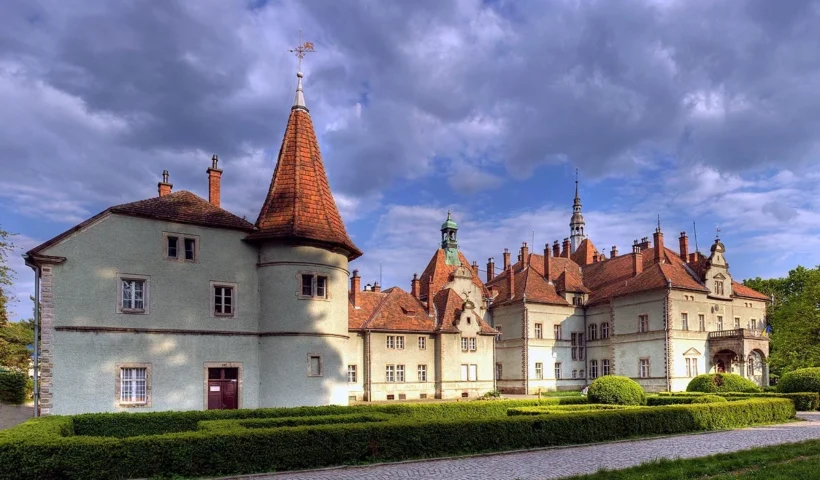 Шість закарпатських замків отримали національний статус: що змінює постанова № 1666?