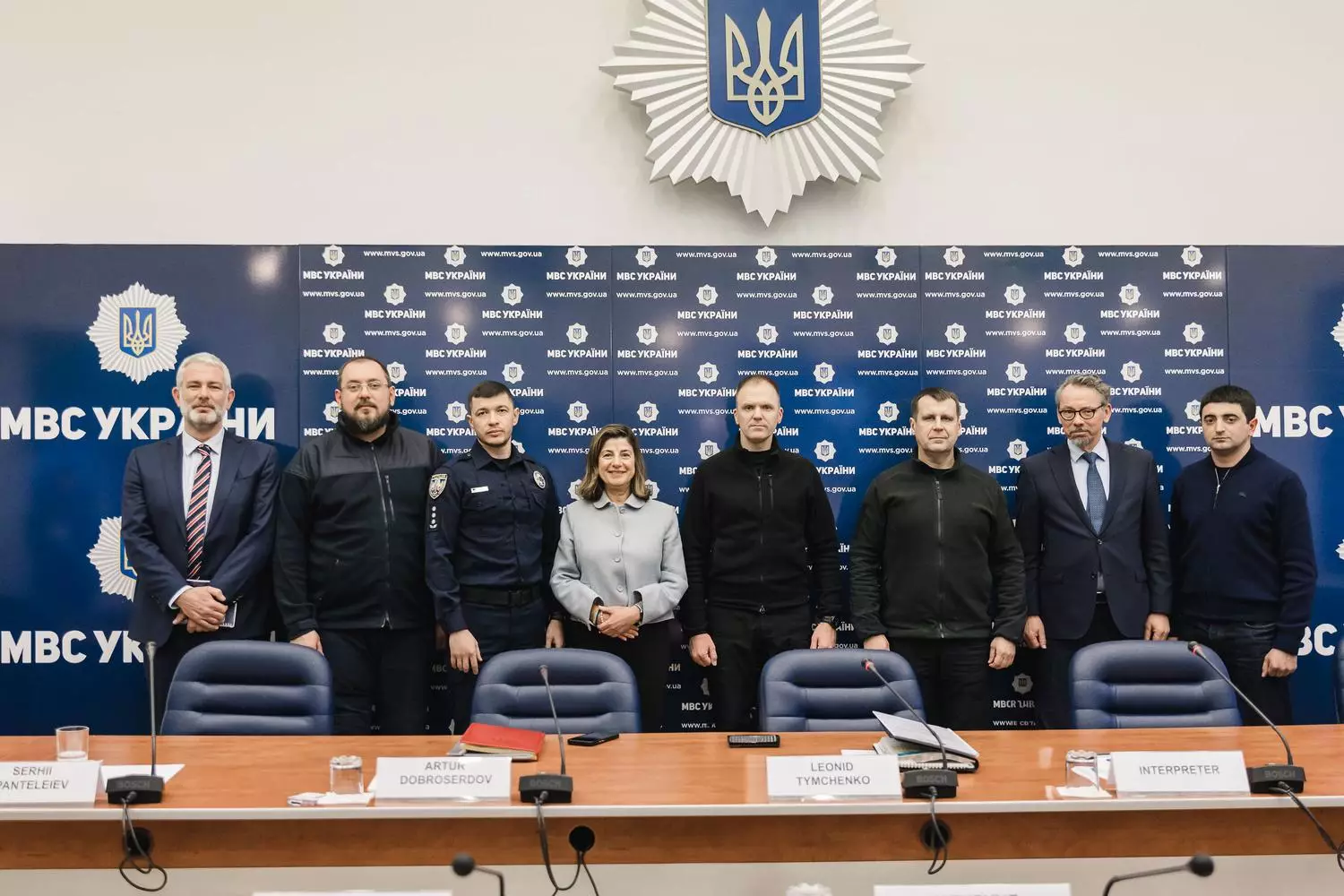 Делегація МВС України та МКЗБ на офіційній зустрічі, обговорення питань зниклих безвісти