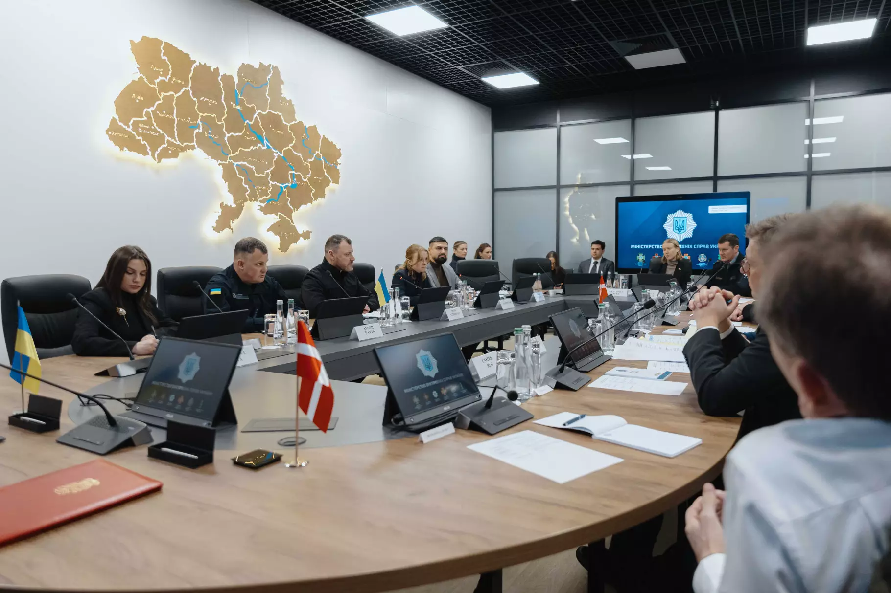 Зустріч делегацій України та Данії в Києві, обговорення партнерства у сфері надзвичайних ситуацій