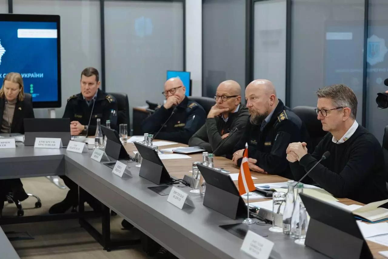 Делегація Данії та українські посадовці обговорюють підтримку під час зустрічі в Києві